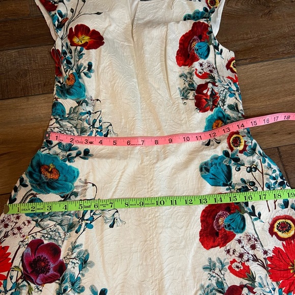 Adrianna Papell White Floral Dress Size 6 - Picture 8 of 8
